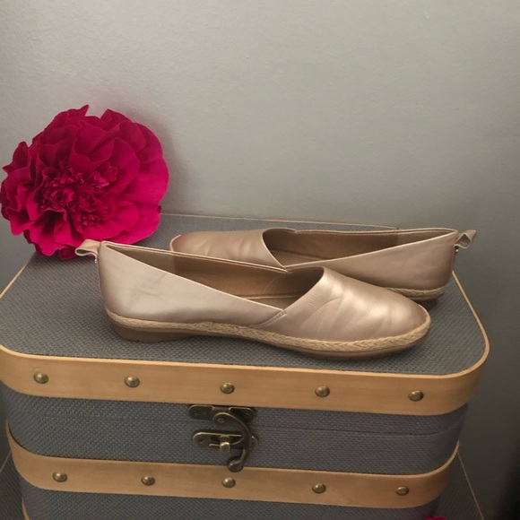 Gold Espadrilles - Picture 2 of 3